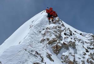 Everest Expedition update